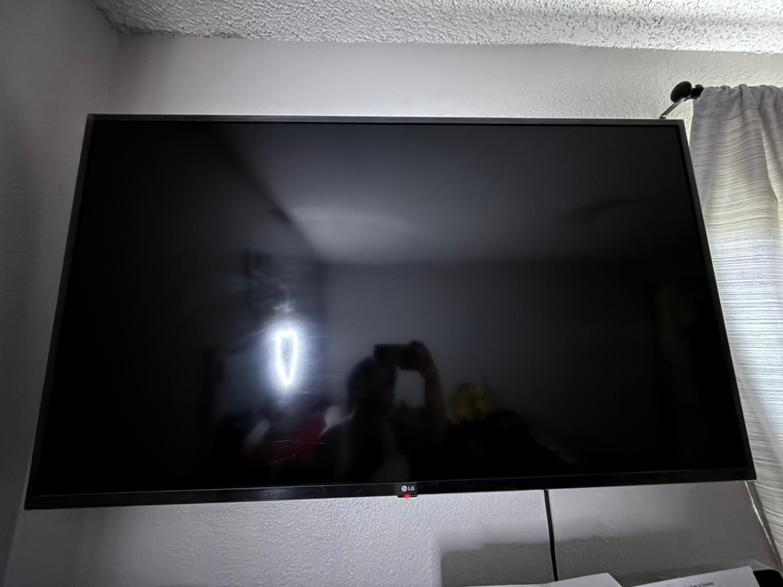 45 “ LG Smart TV