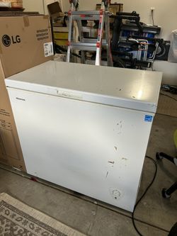Hisense Chest Freezer - Used, Works Great!