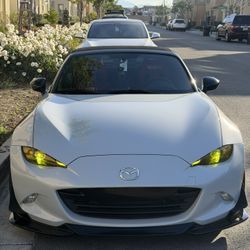 2017 Mazda MX-5 Miata Sport Convertible (6-Speed Manual) – $17,500 OBO