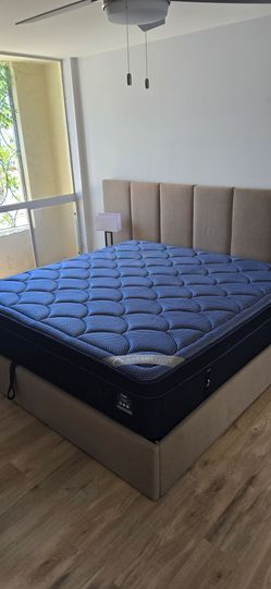 Dreamcloud luxe hybrid Mattress King Size