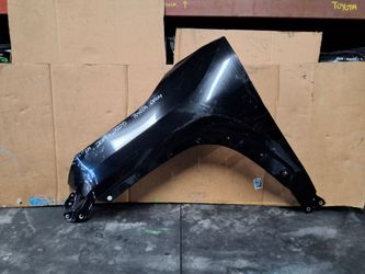 2019-2020-2021-2022-2023-2024-2025 TOYOTA RAV4 LEFT SIDE FENDER OEM USED #12050