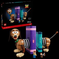 LEGO Disney Pixar Toy Story Slinky Dog Bookends 43301