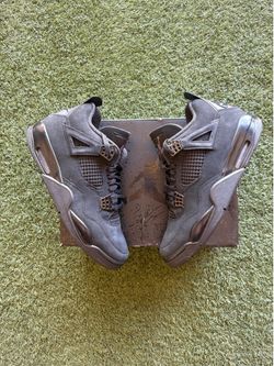 Jordan 4 “Black Cat” 2025
