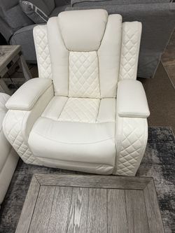 SUMMER CLEARANCE: Power Reclining