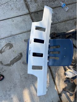2017 2500hd Silverado skid plate white 120