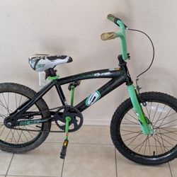 18 inch Next Bike "Surge" 