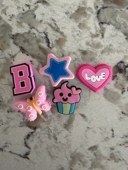 Croc charms