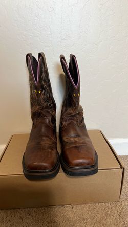 Steel toe work boots