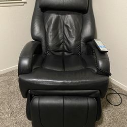 Sharper Image Interactive Health Human Touch Robotic massage chair HT-270