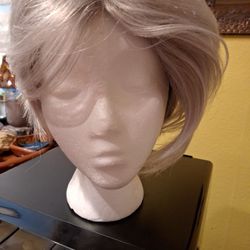 Trendy Short Bob Wig 