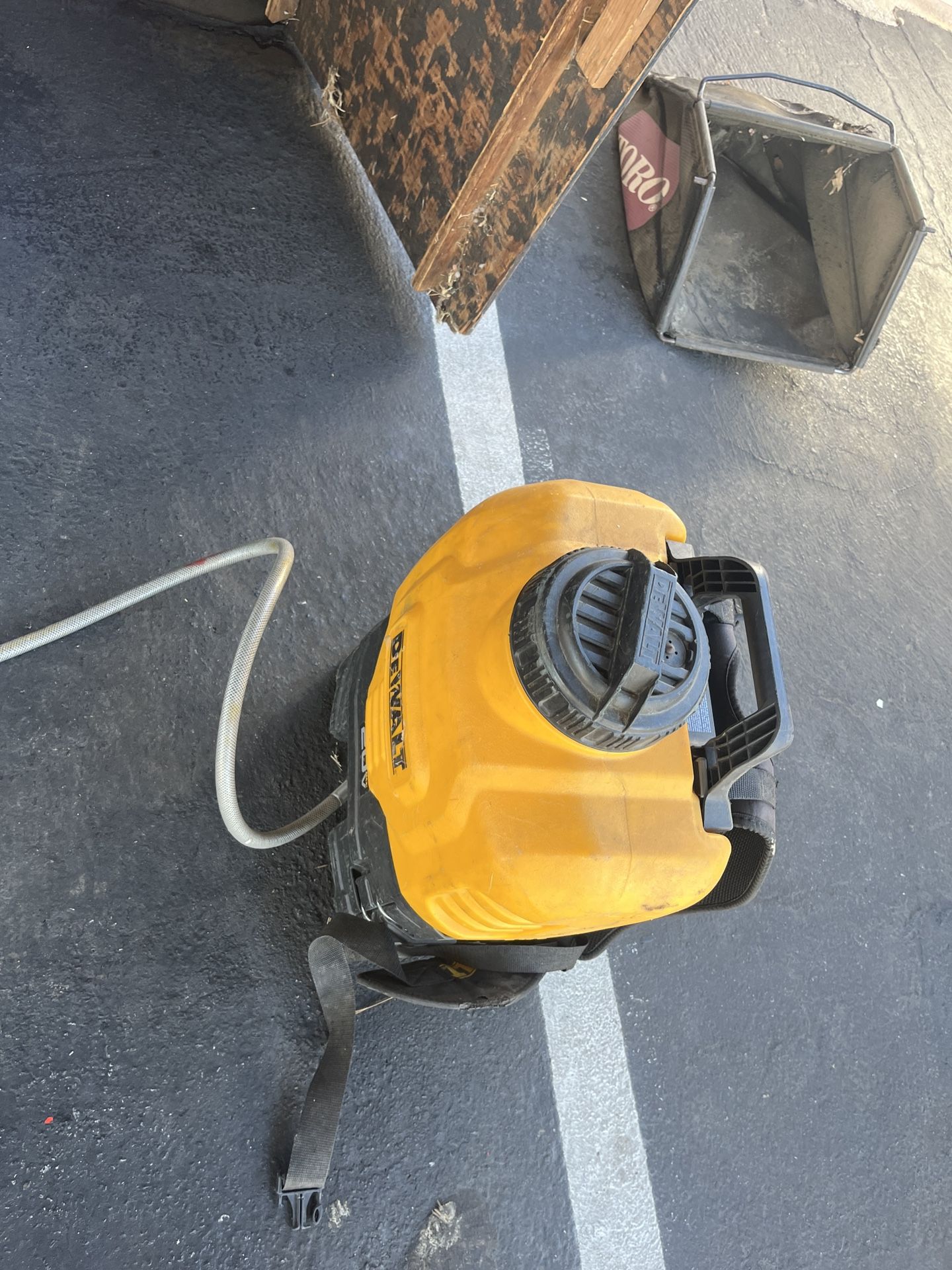 Dewalt 20v Backpack Battery Sprayer