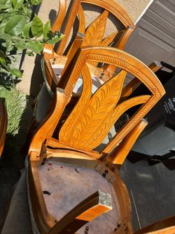 Mesa Con Sillas Gratis