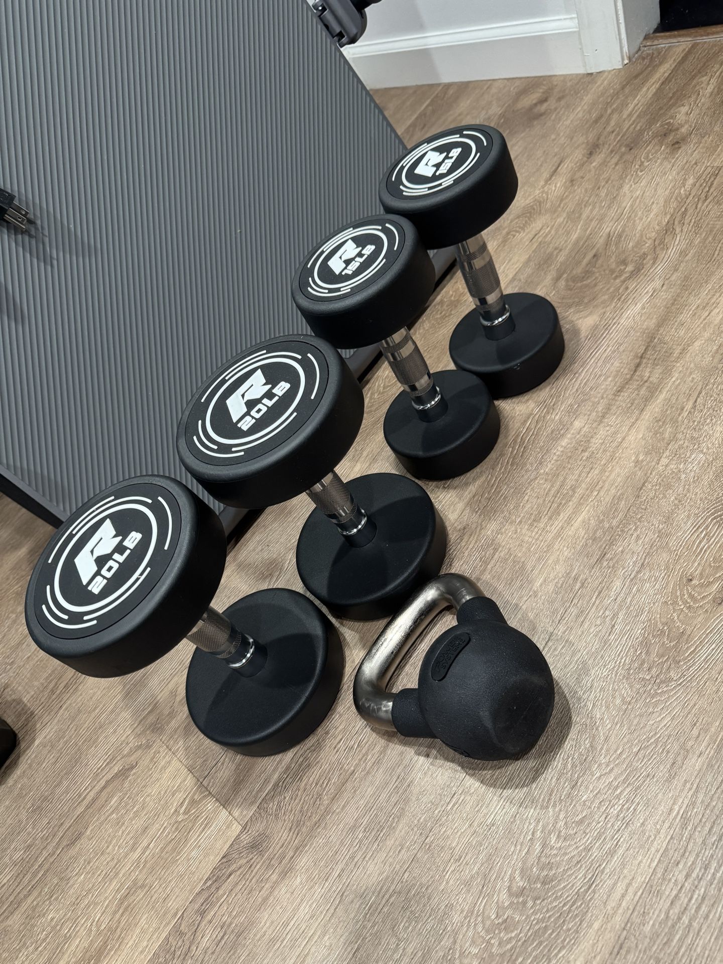DUMBBELLS & KETTLEBELL (SET) Cheap!