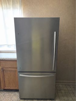 Stainless steal refrigerator