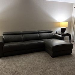 Sofa sectional