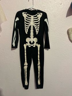 Costume