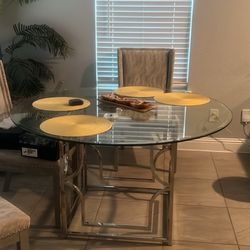Modern 60” Round Glass Dining Table – Silver Base – Great Condition