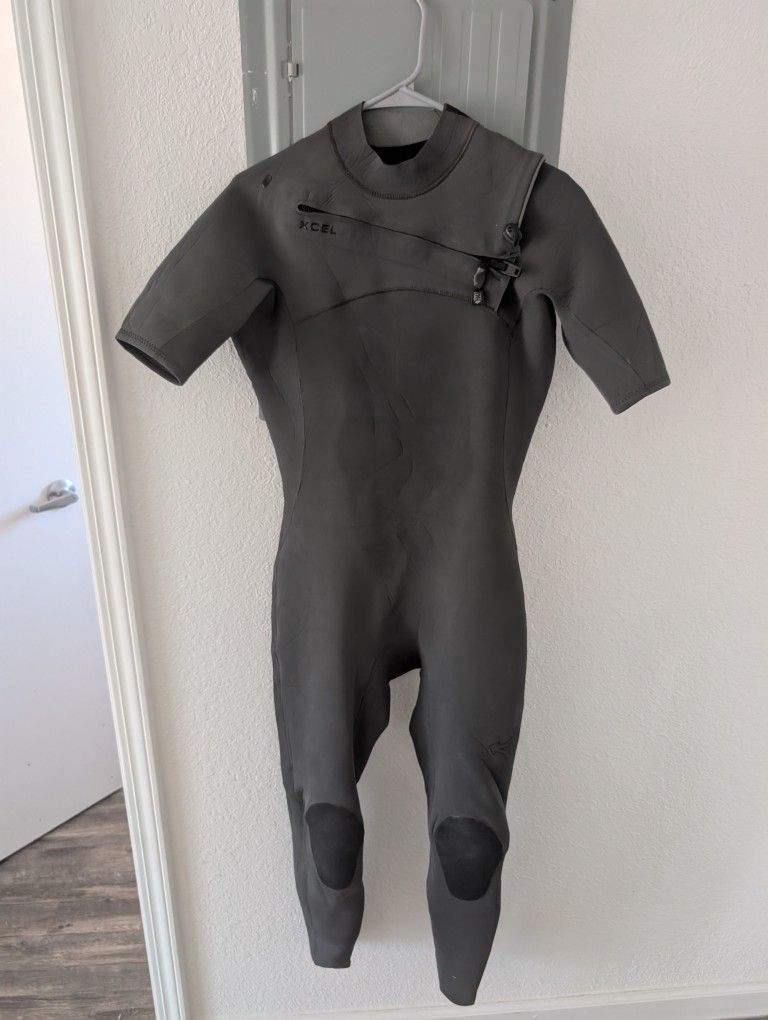 Wet Suit (Half Sleeve)