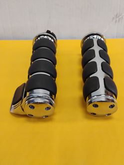 HTT Chrome Rubber Hand Grips 1" Pair for HD FXDWG Dyna Wide Glide/Suzuki Volusia 800 M50 Boulevard