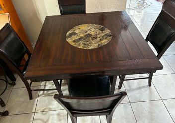 Nulton Counter Table With 4 Stools