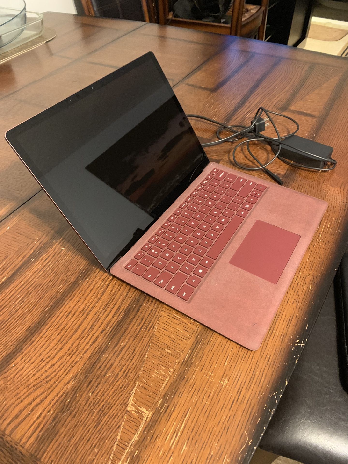 Microsoft Surface Laptop (gen 1)