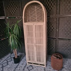 Outdoor Straw/Wicker Storage Cabinet