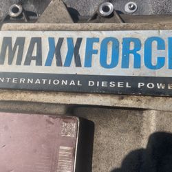 Cualquier Parte De Este Motor Que Nesesiten Inyectores Líneas O Portes