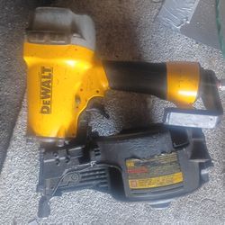 DeWalt Coil Siding Nailer