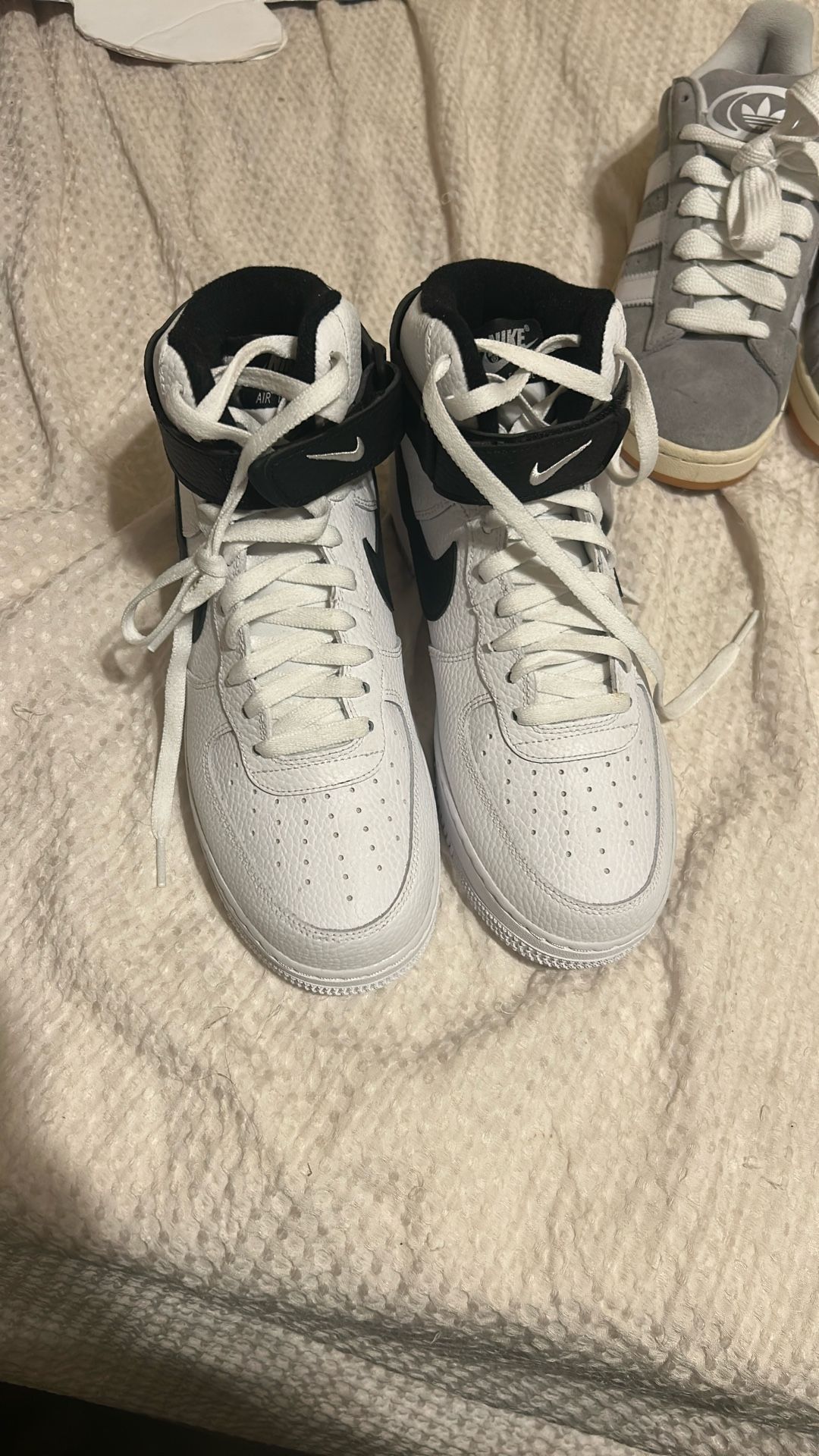 Never Worn Before Air Force 1 High Top