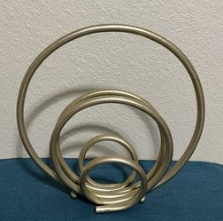 Gold Table Decor