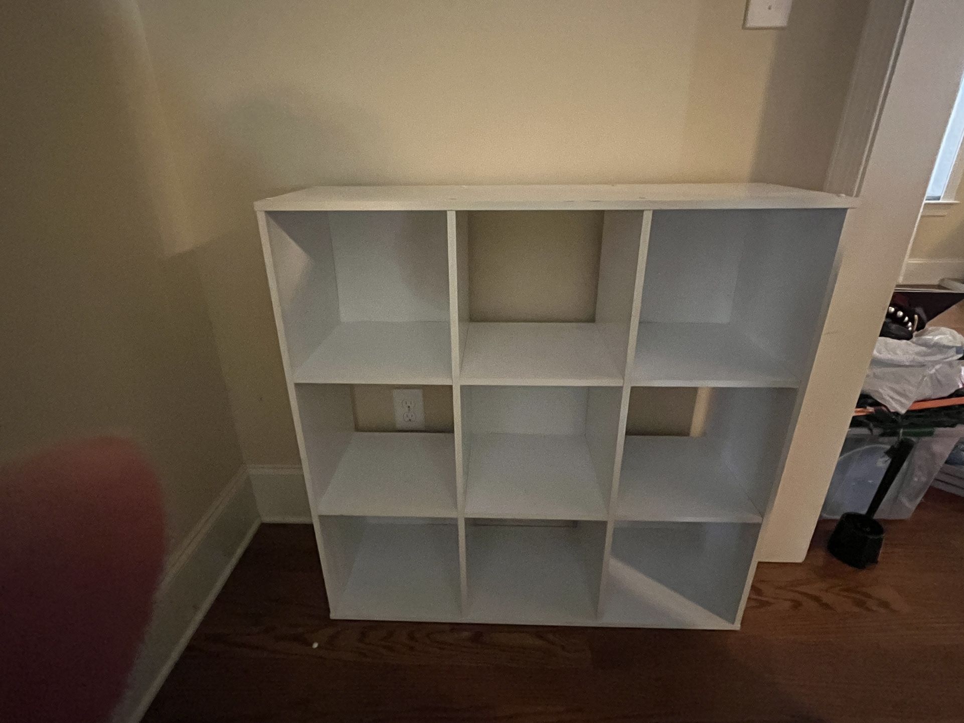 White Shelves