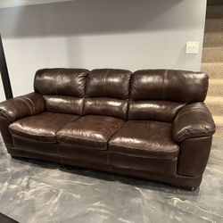 Leather Couch And Loveseat 