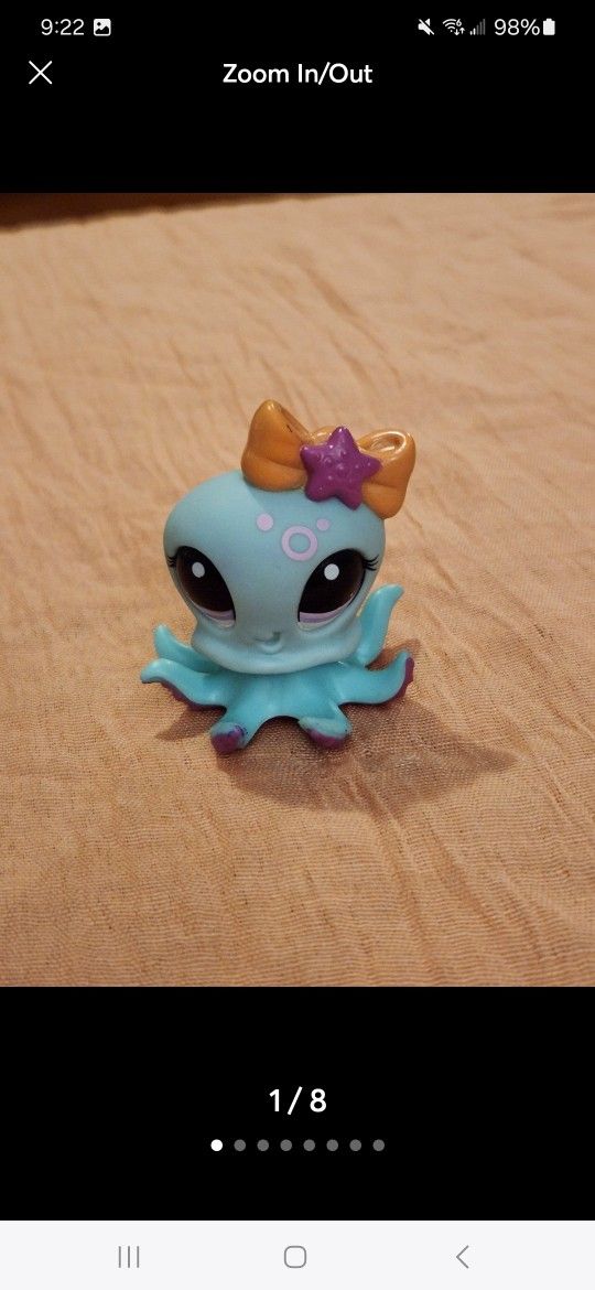 LPS Octopus Blue with Orange Bow. #2227. Adorable Littlest Pet Shop figurine. Please all pictures as part of the description. Bundle to save on sh