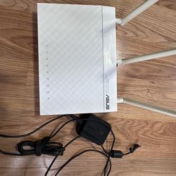 Wirelessly Router - Asus RT- N66W Dual Band 3*3