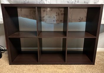6 cubed storage bookshelves