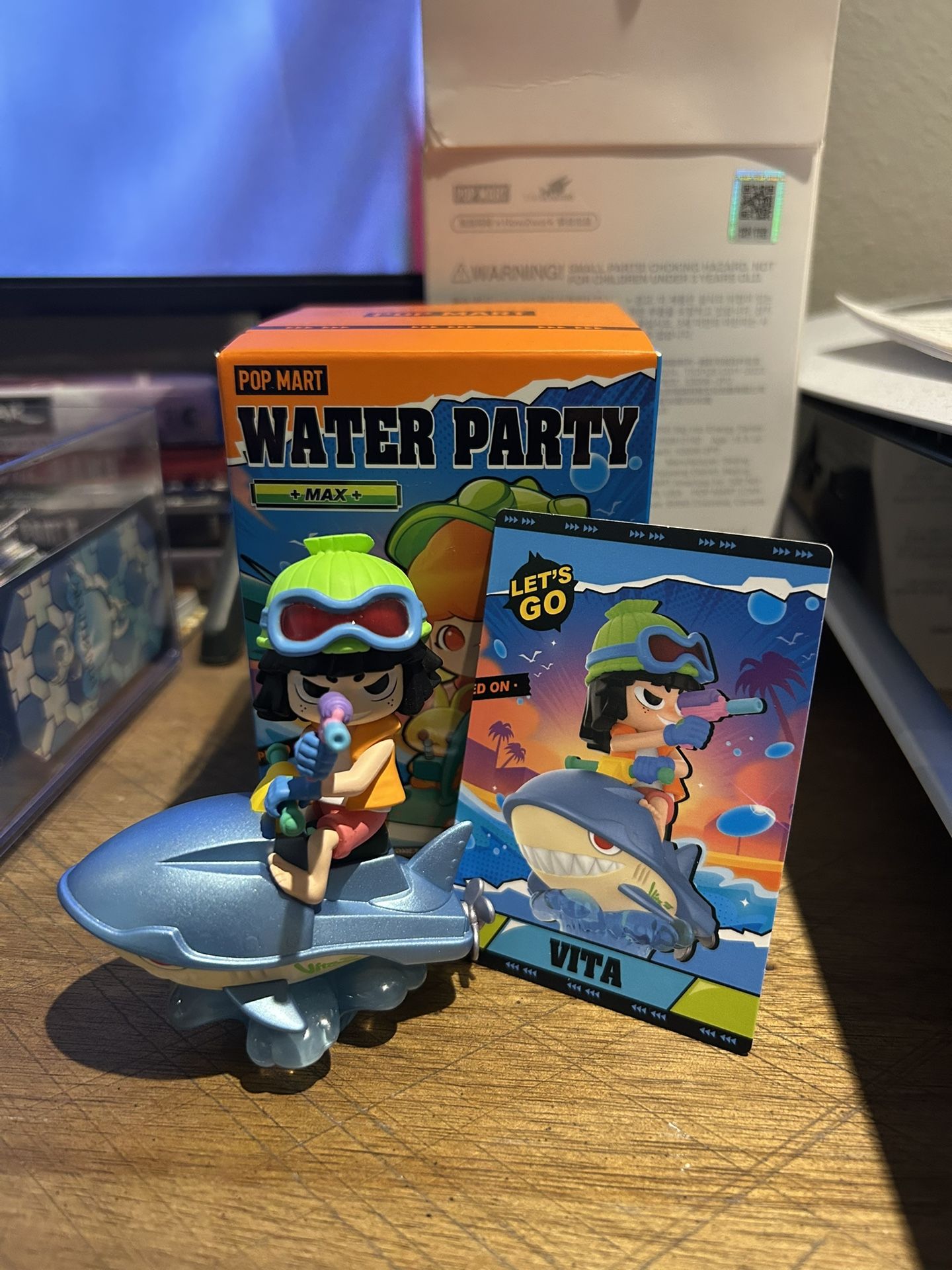 WATERPARTY POPMART VITA