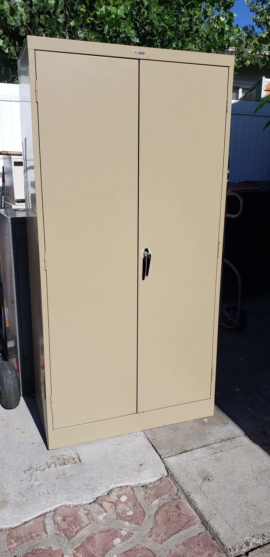 Metal storage for Sale in Fullerton, CA OfferUp