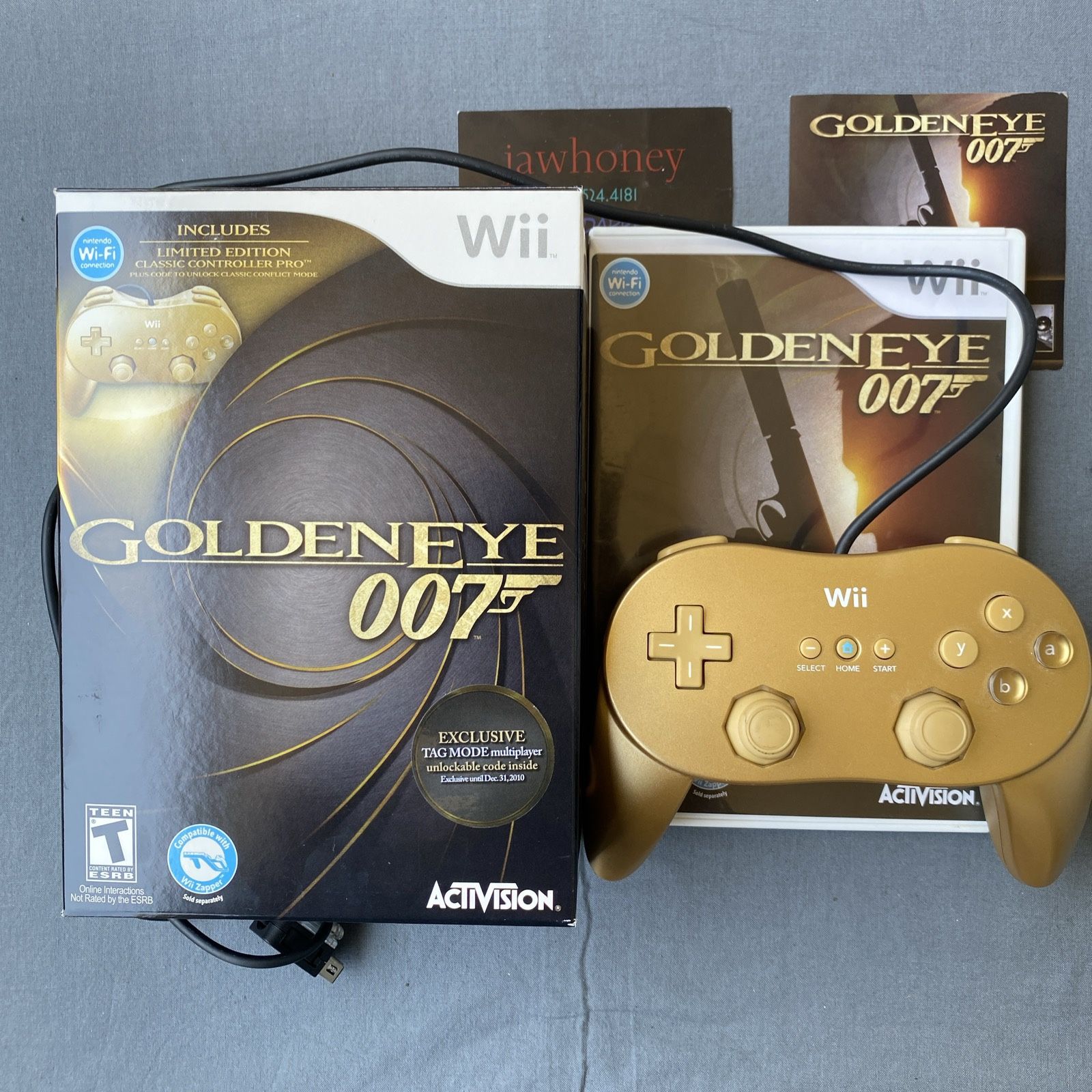 GoldenEye Nintendo Wii With Gold Controller Wiimote And Game Box