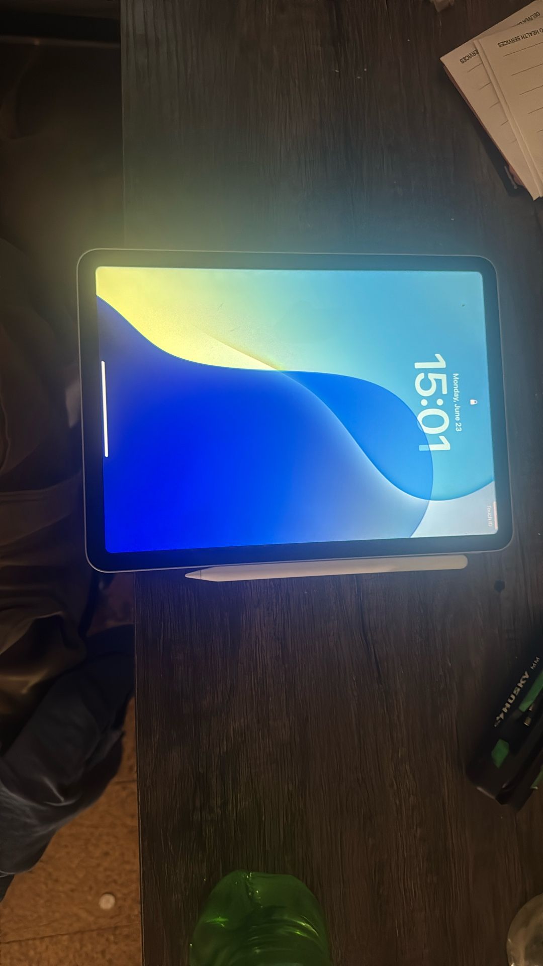 Apple iPad Air 11” (2024, M2 Chip) - Mint Condition + Apple Pencil Pro