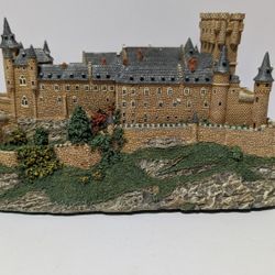 1994 Danbury Mint The Alcazar Segovia Castle Sculpture – Enchanted Castles of Europe

