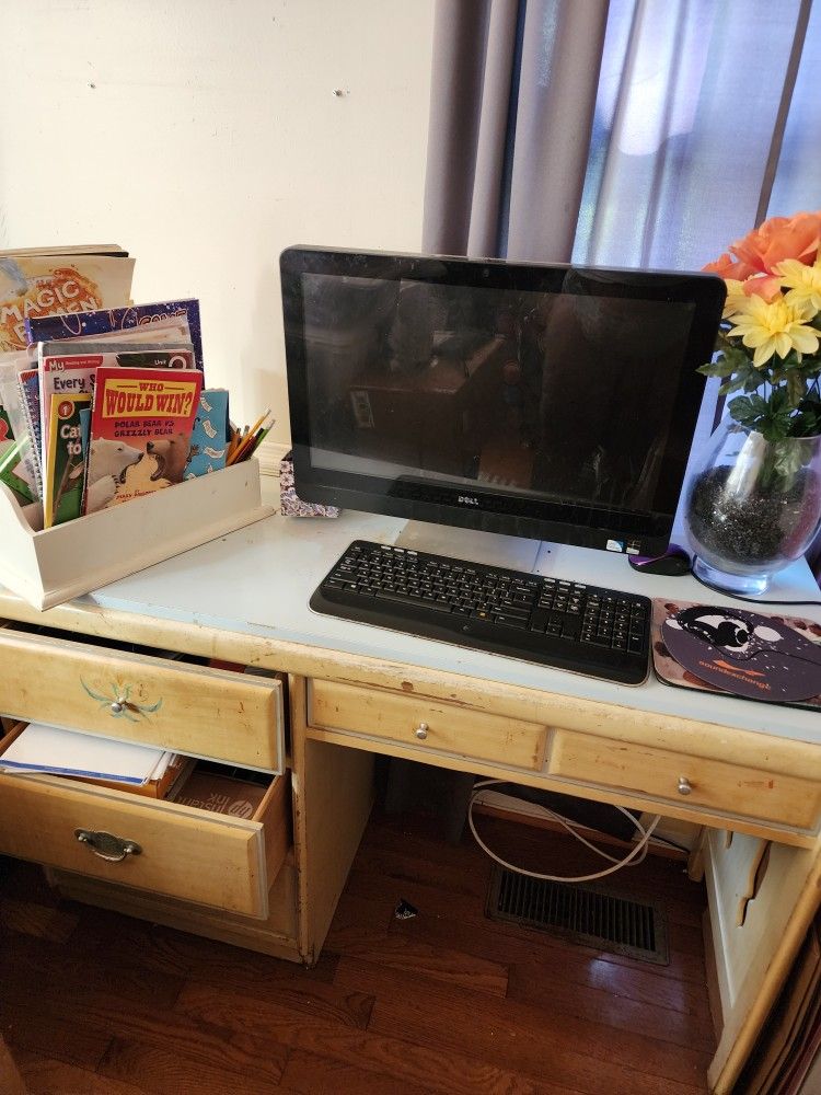 Computer Desk