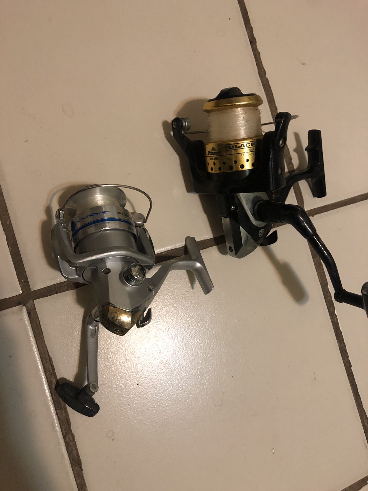 2 Fishing reels for 40$