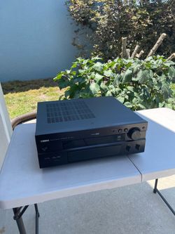 YAMAHA  RX-V1000 RECEIVER W/ REMOTE