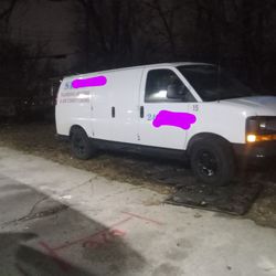 Chevy Work Van 2006 Very Reliable Freeway Ready!!!