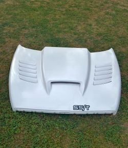 1(contact info removed) dodge ram 1500 srt hood in great condition