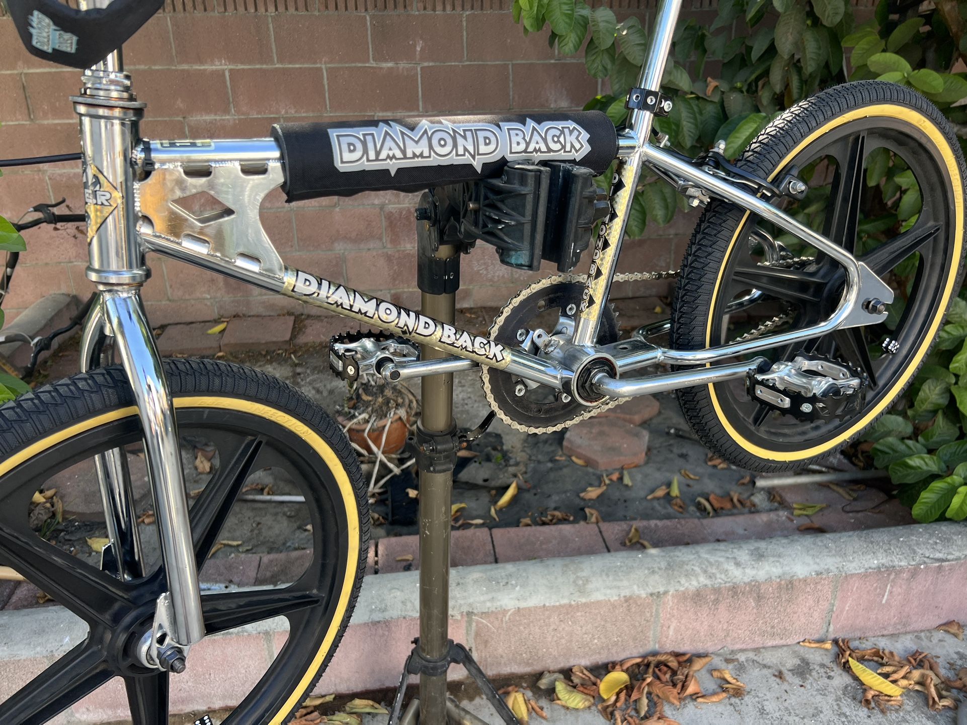 Nice Old school vintage BMX 1983 20” Diamond Back Viper for Sale
