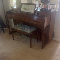 Aeolian Vintage 1970s Piano
