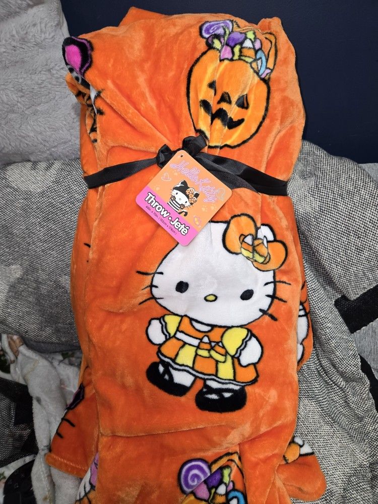 Hello Kitty Halloween Blanket