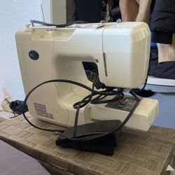 Sewing Machine 