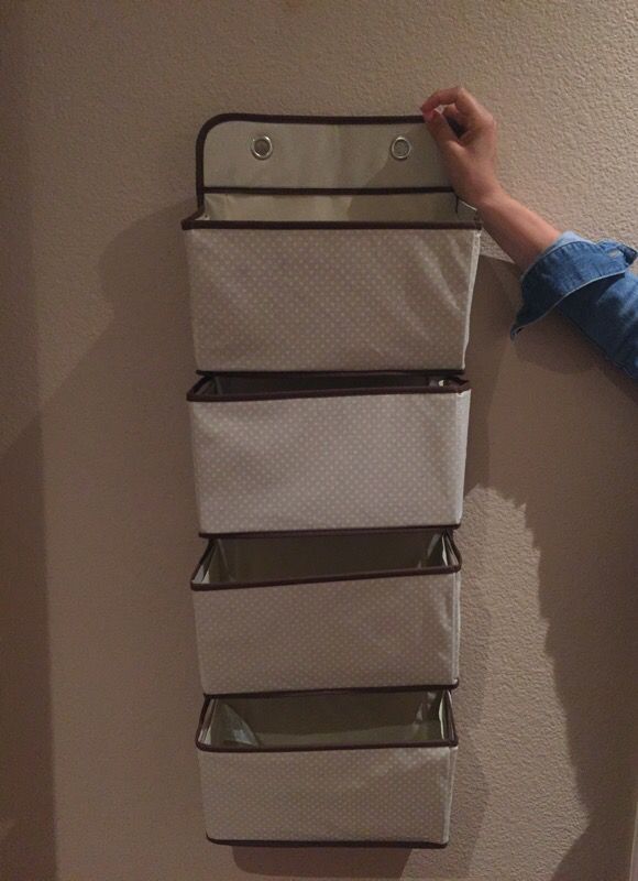 Wall Organizer/ 4 Storage Containers
